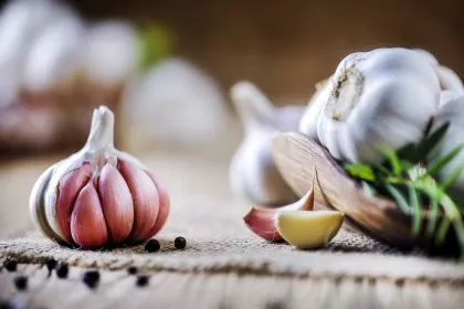 Knoblauch: Das heimische Superfood mit unglaublicher Heilwirkung