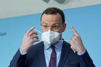 Maskenbeschaffung: Schwere Vorwürfe gegen Spahn